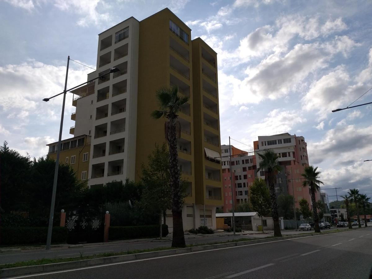 Bral * Durrës
